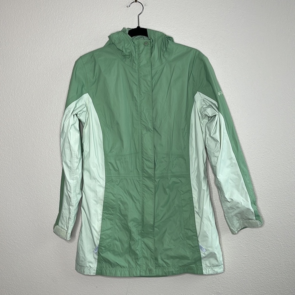 Columbia Sportswear Windbreaker Jacket